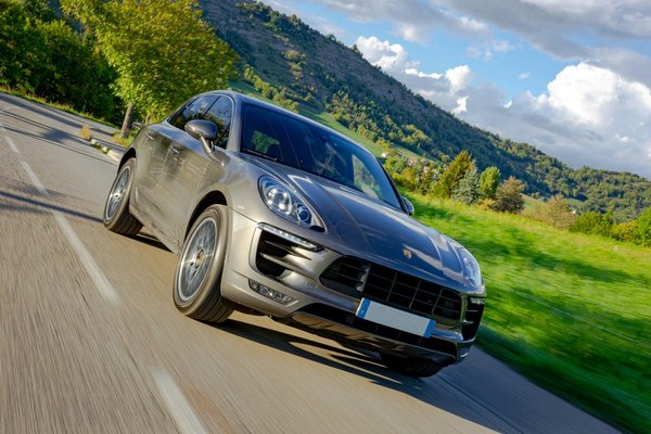 Découvrez la Porsche Macan hybride
